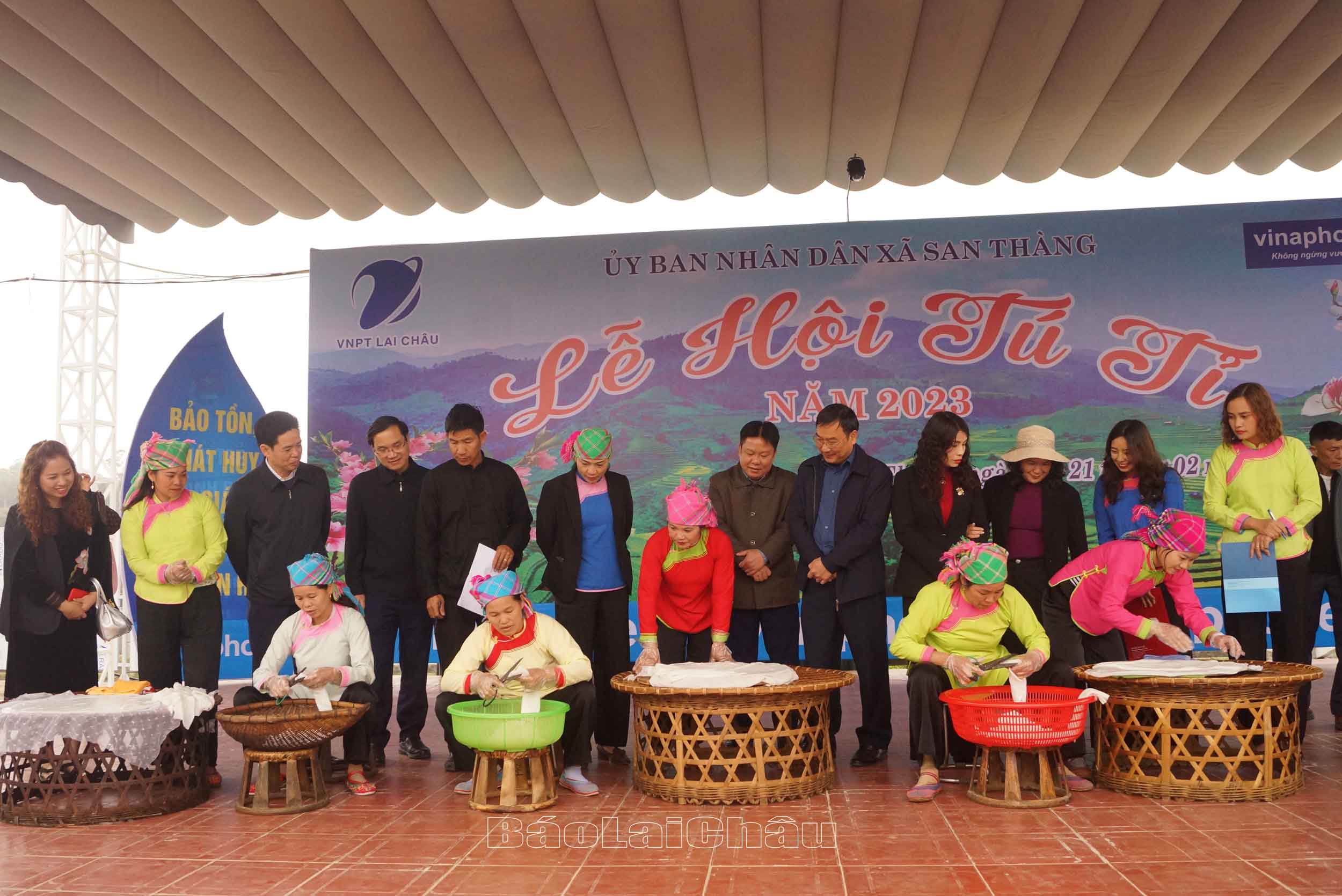 Thi cắt bánh phở.